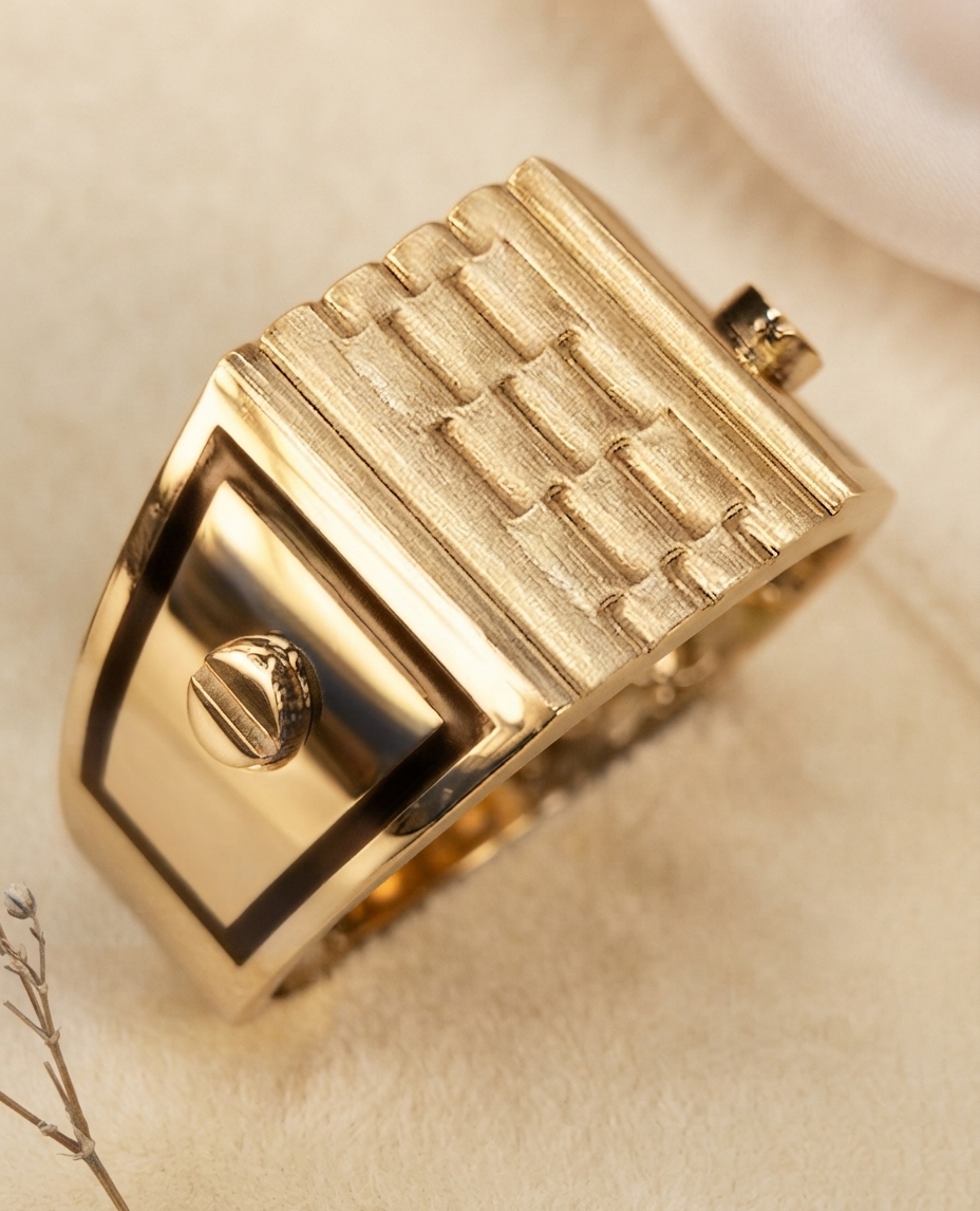14 Karat Gold Design Screw Men's Ring