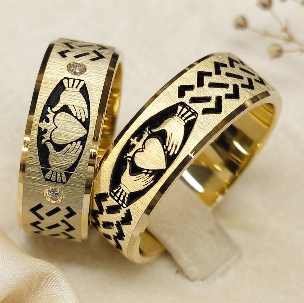 14 Ayar Altın Claddagh Motifli Çift Alianstı İşlemeli Yüzük