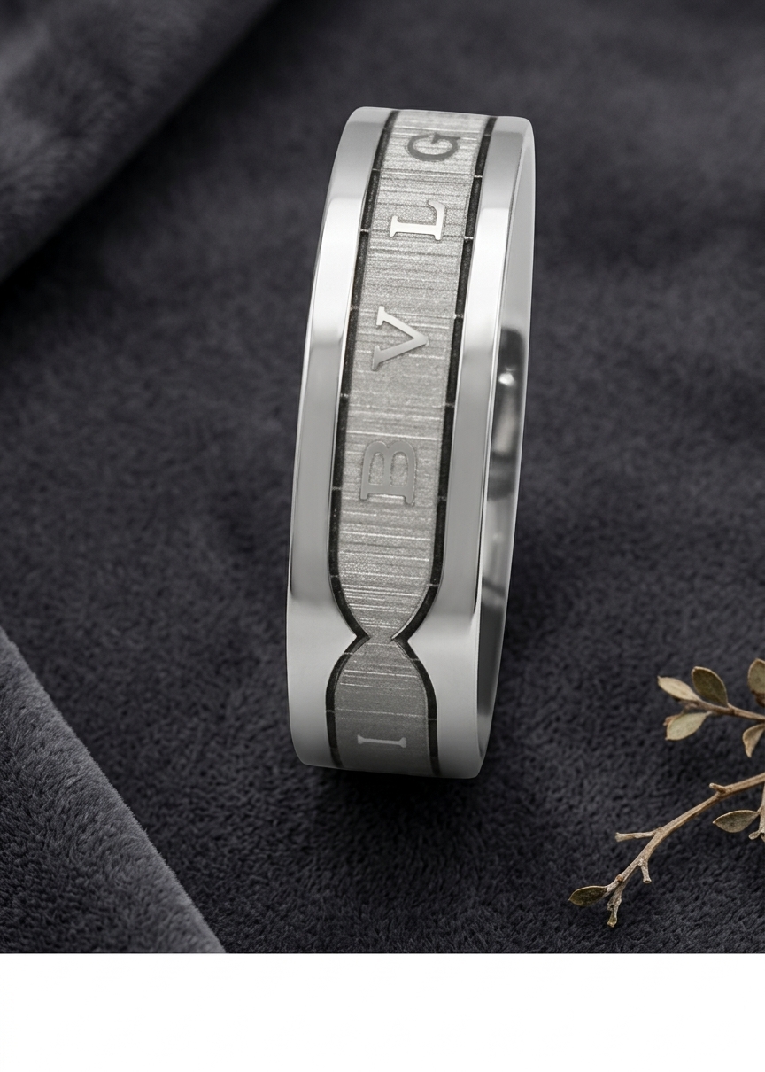 950 Ayar Platin BVLGARI Logolu Fırçalanmış Tasarım Erkek Yüzük